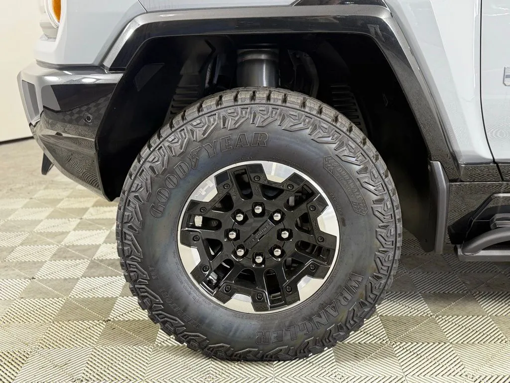 2025 GMC HUMMER EV 3X - Photo 12