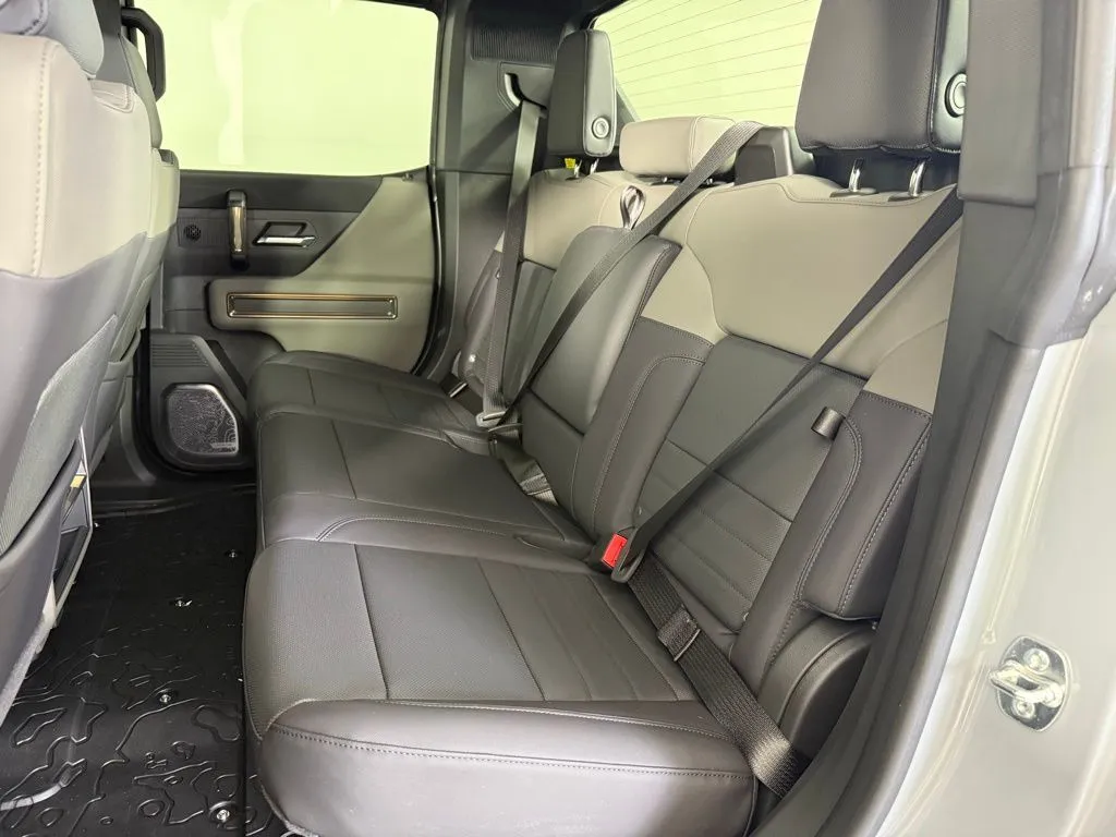 2025 GMC HUMMER EV 3X - Photo 22