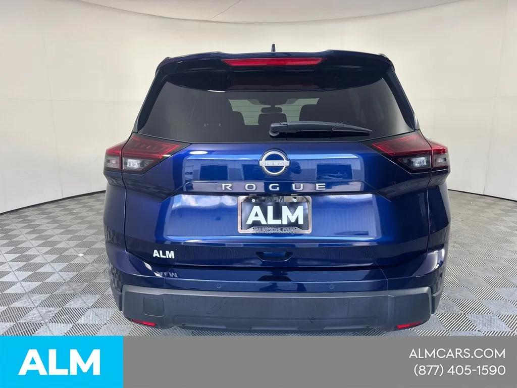2025 Nissan Rogue SV - Photo 8