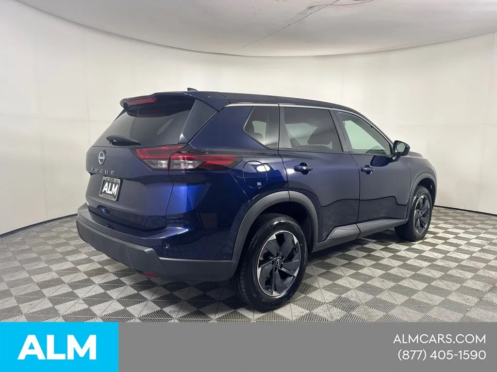 2025 Nissan Rogue SV - Photo 6