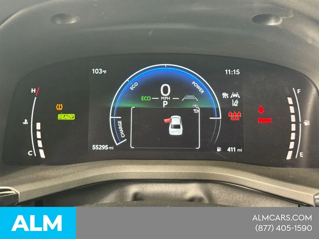 2025 Toyota Camry LE - Photo 29