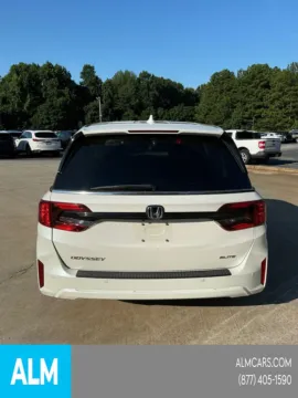 More photos of 2025 Honda Odyssey Elite at ALM GMC South, GA