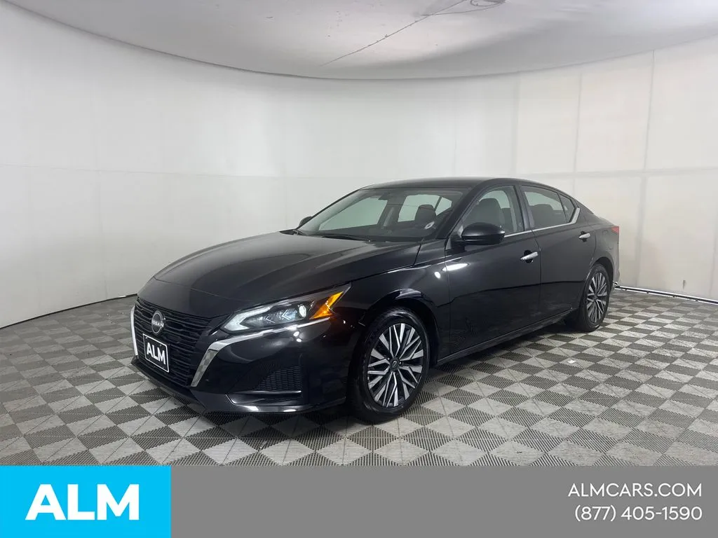 2025 Nissan Altima
