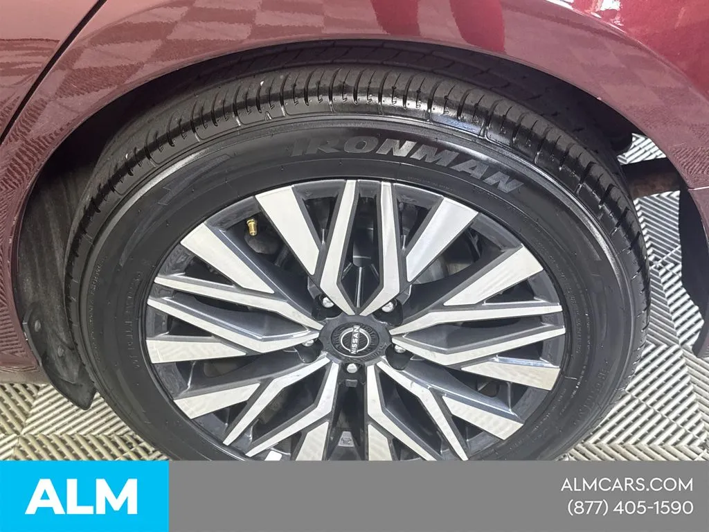 2025 Nissan Altima SV - Photo 21