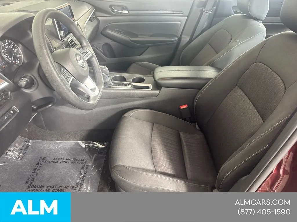 2025 Nissan Altima SV - Photo 11