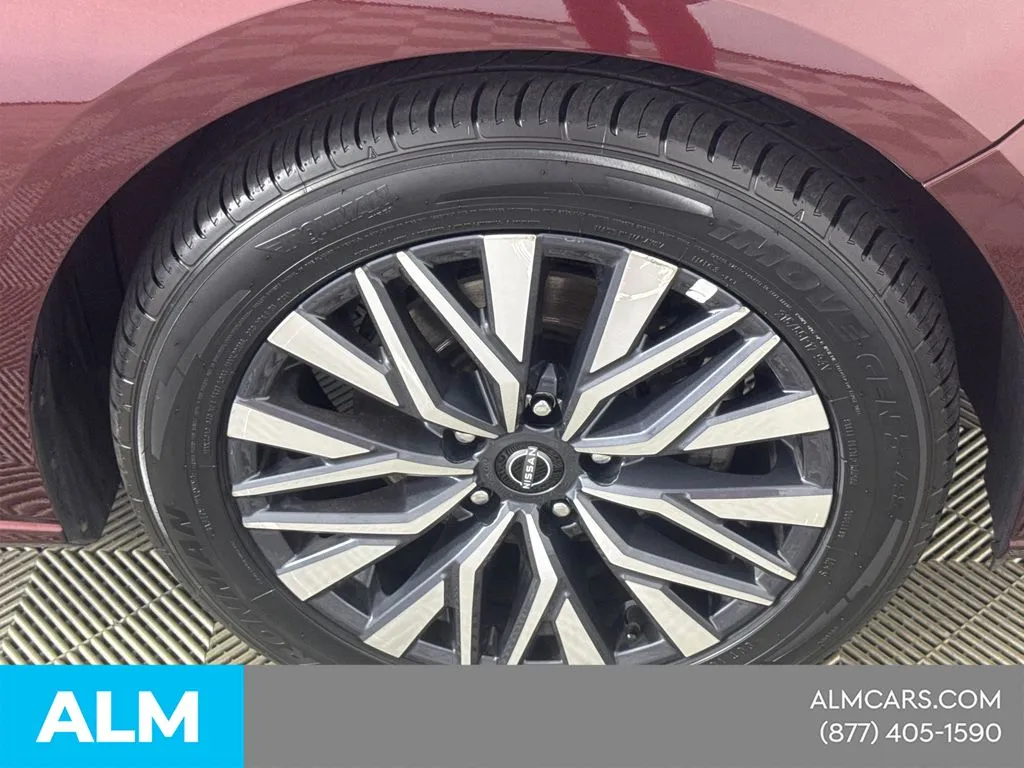 2025 Nissan Altima SV - Photo 15