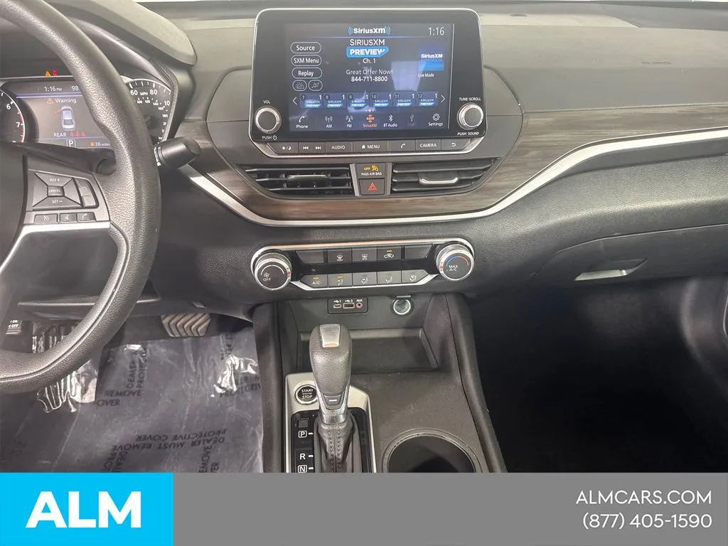 2025 Nissan Altima SV - Photo 30