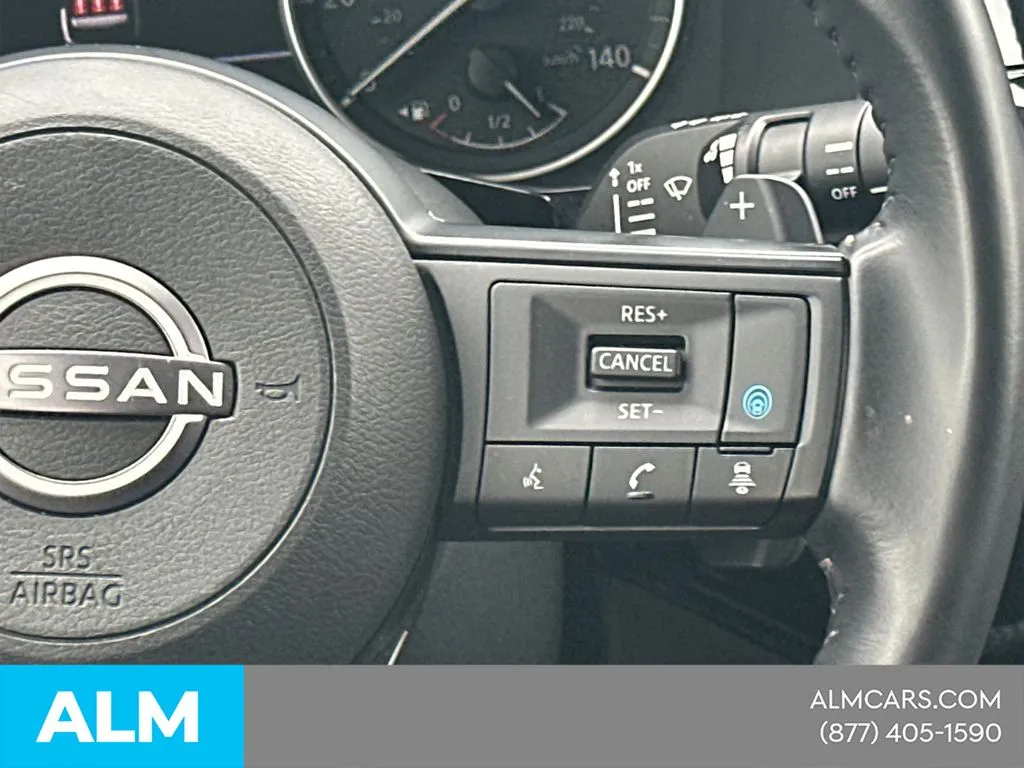 2025 Nissan Pathfinder SV - Photo 29