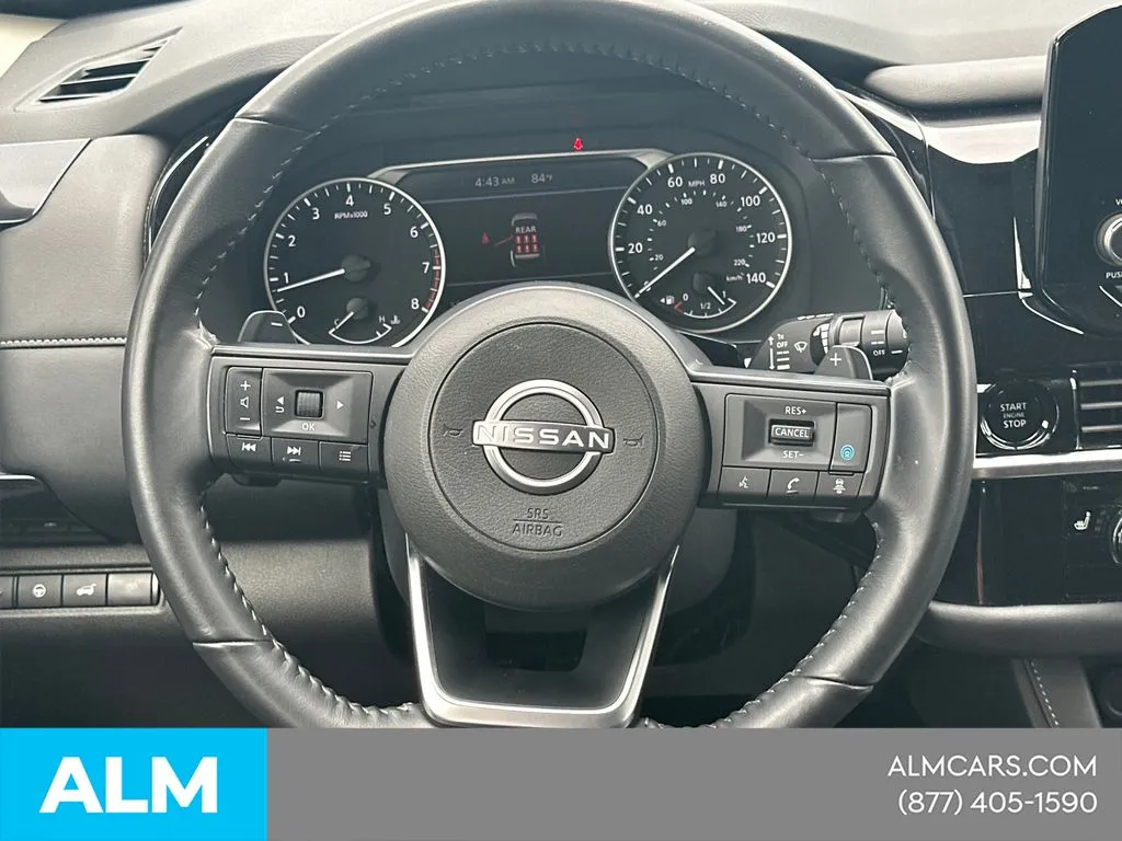 2025 Nissan Pathfinder SV - Photo 27