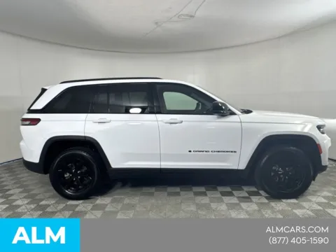 More photos of 2025 Jeep Grand Cherokee Altitude at ALM GMC South, GA