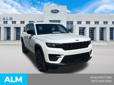 Another view of 2025 Jeep Grand Cherokee Altitude for sale in Morrow, GA at ALM GMC South