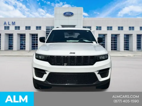 Photos of 2025 Jeep Grand Cherokee Altitude for sale in Morrow, GA at ALM GMC South