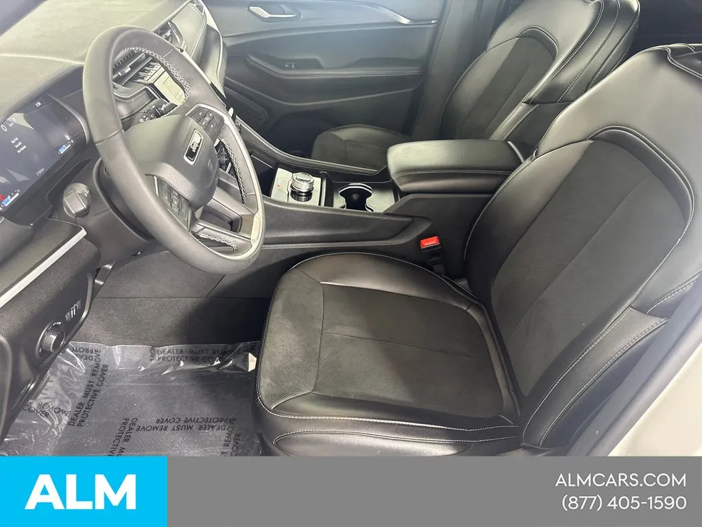 2025 Jeep Grand Cherokee Altitude - Photo 11