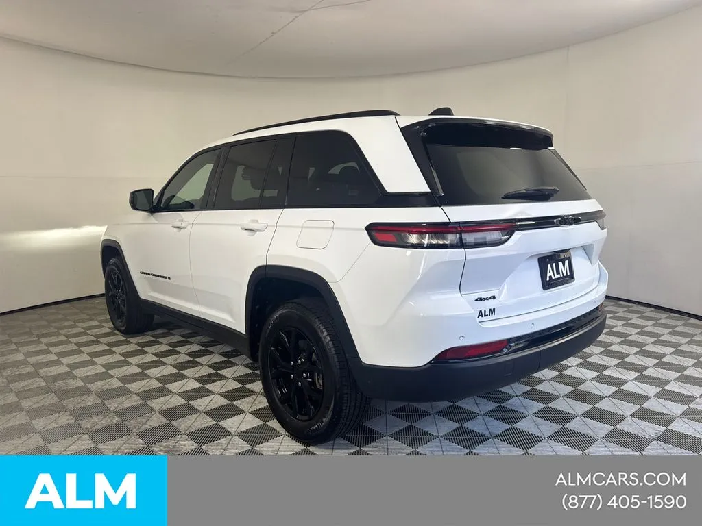 2025 Jeep Grand Cherokee Altitude - Photo 9