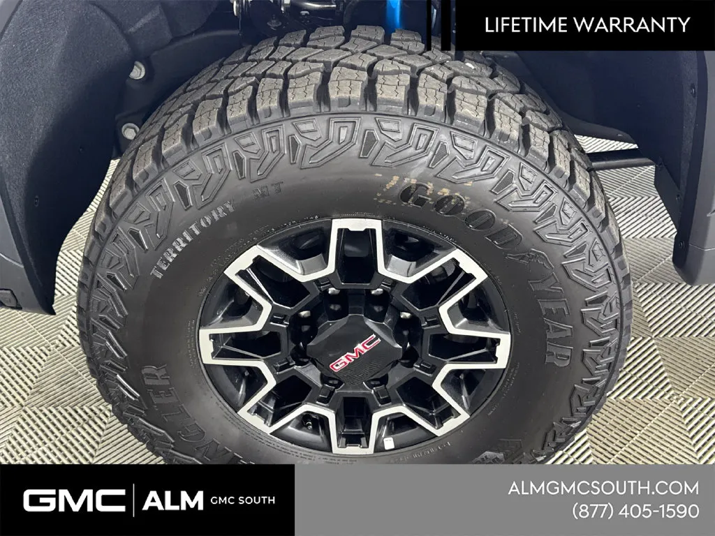 2026 GMC Sierra 2500HD AT4X - Photo 13
