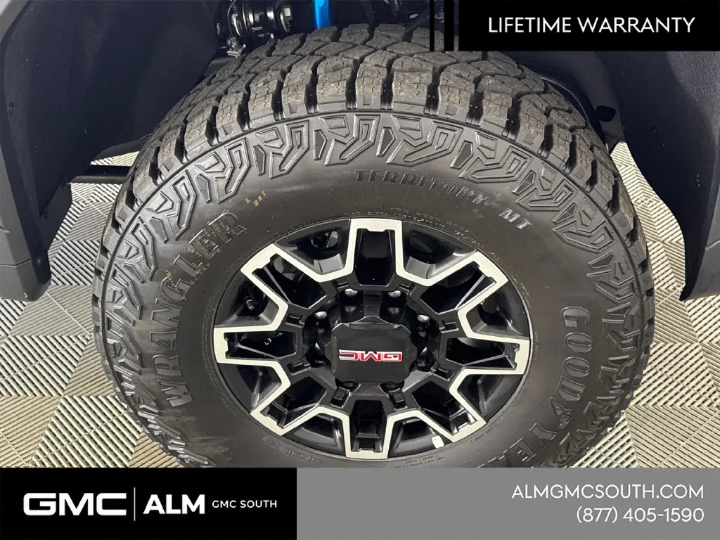 2026 GMC Sierra 2500HD AT4X - Photo 14