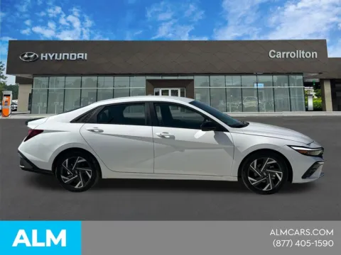 More photos of 2025 Hyundai Elantra SEL Sport at ALM GMC South, GA