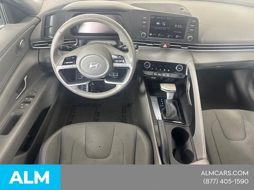 2025 Hyundai Elantra SEL - Photo 25