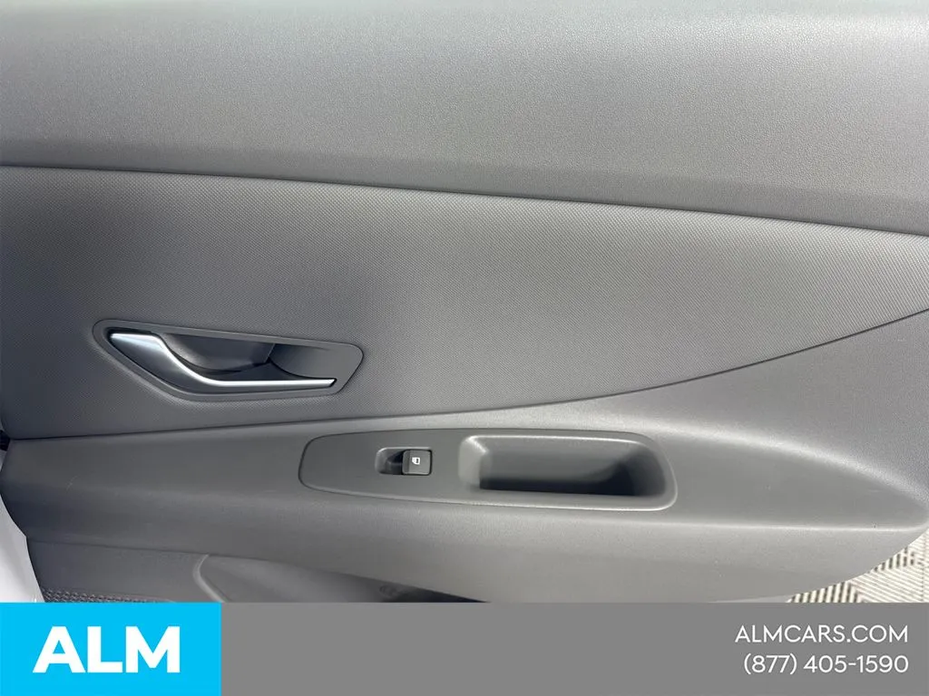 2025 Hyundai Elantra SEL - Photo 19