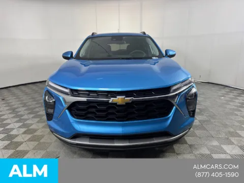 Photos of 2025 Chevrolet Trax LT for sale in Morrow, GA at ALM GMC South