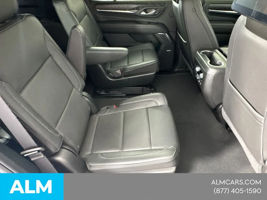 2024 GMC Yukon Denali - Photo 18