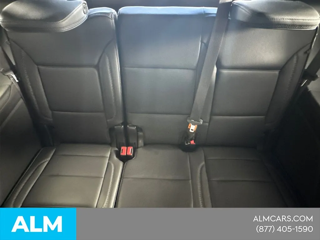 2024 GMC Yukon Denali - Photo 28