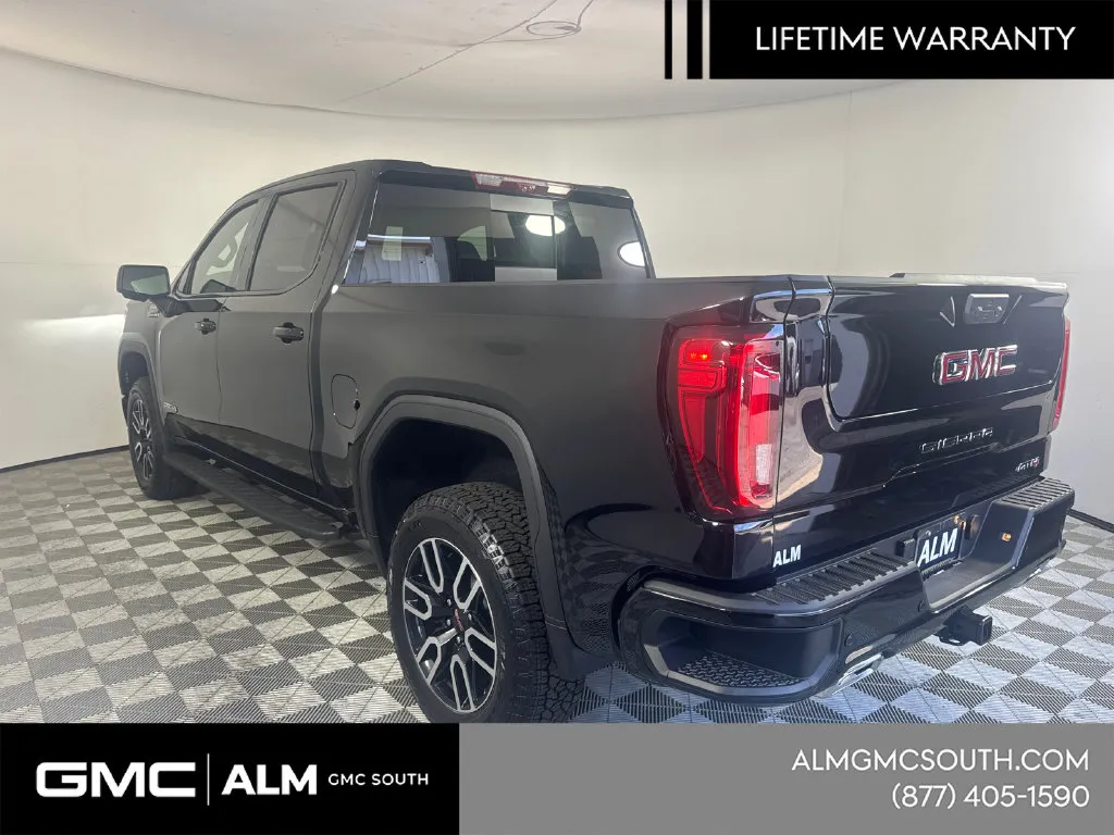 2026 GMC Sierra 1500 AT4 - Photo 9