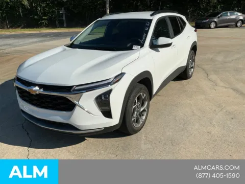 White 2025 Chevrolet Trax LT for sale in Morrow, GA