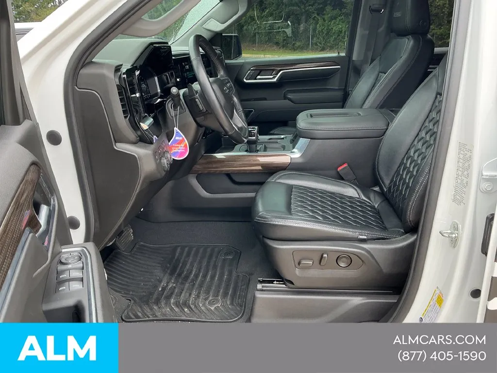 2022 Chevrolet Silverado 1500 RST - Photo 15
