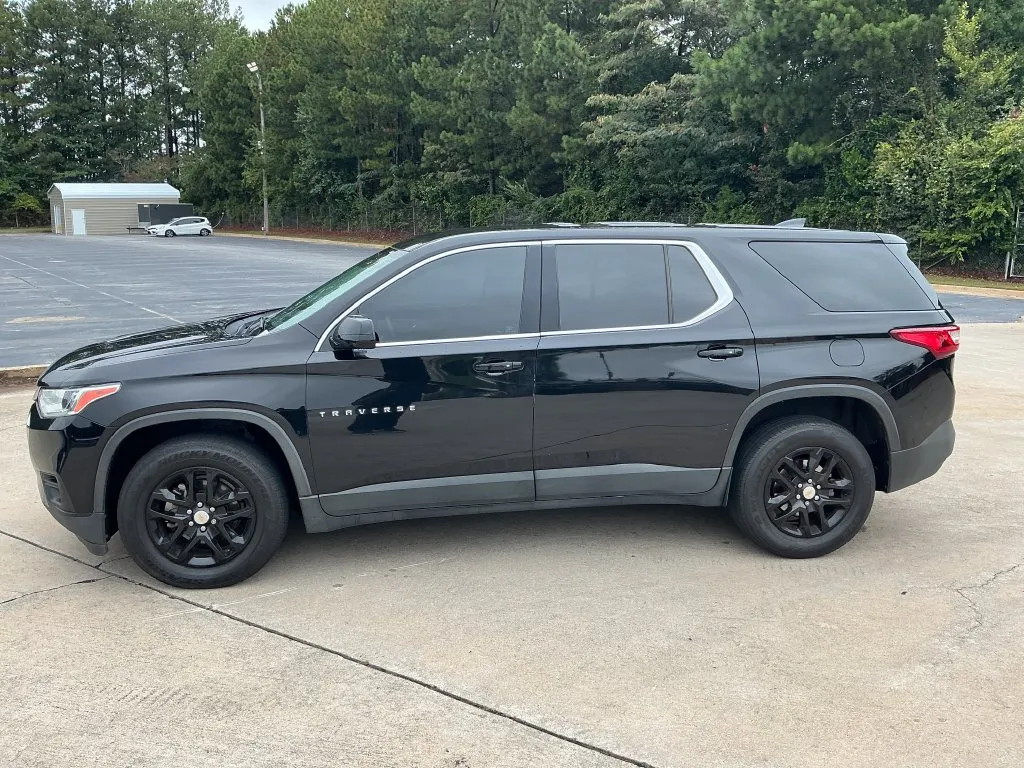 Used 2019 Chevrolet Traverse LS with VIN 1GNERFKW2KJ175922 for sale in Lumberton, NC
