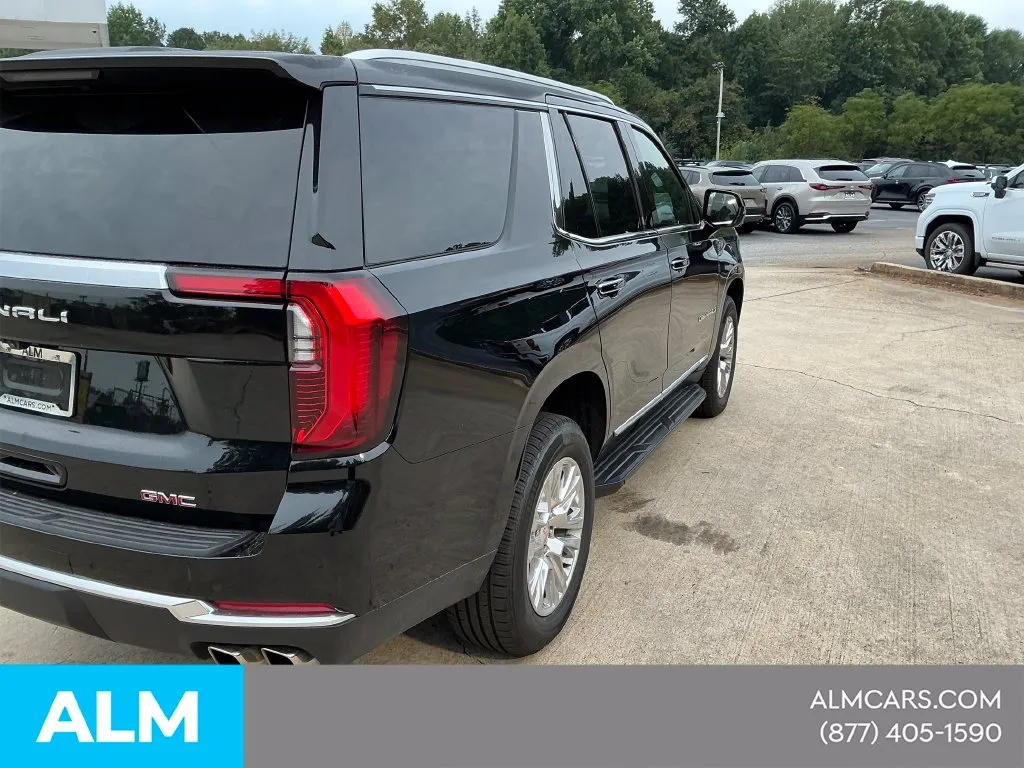 2025 GMC Yukon Denali - Photo 6