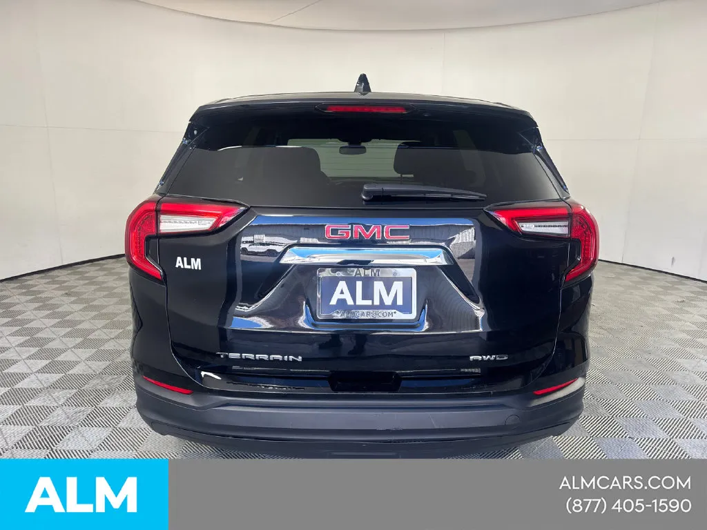 2024 GMC Terrain SLE - Photo 8