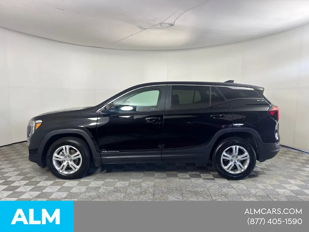 2024 GMC Terrain SLE - Photo 10