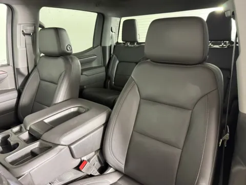 More photos of 2022 GMC Sierra 1500 SLT at ALM GMC South, GA