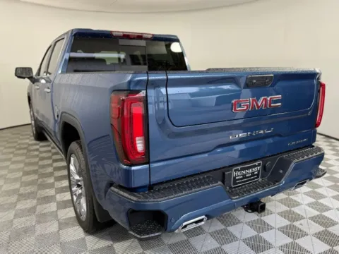 More photos of 2025 GMC Sierra 1500 Denali at ALM GMC South, GA