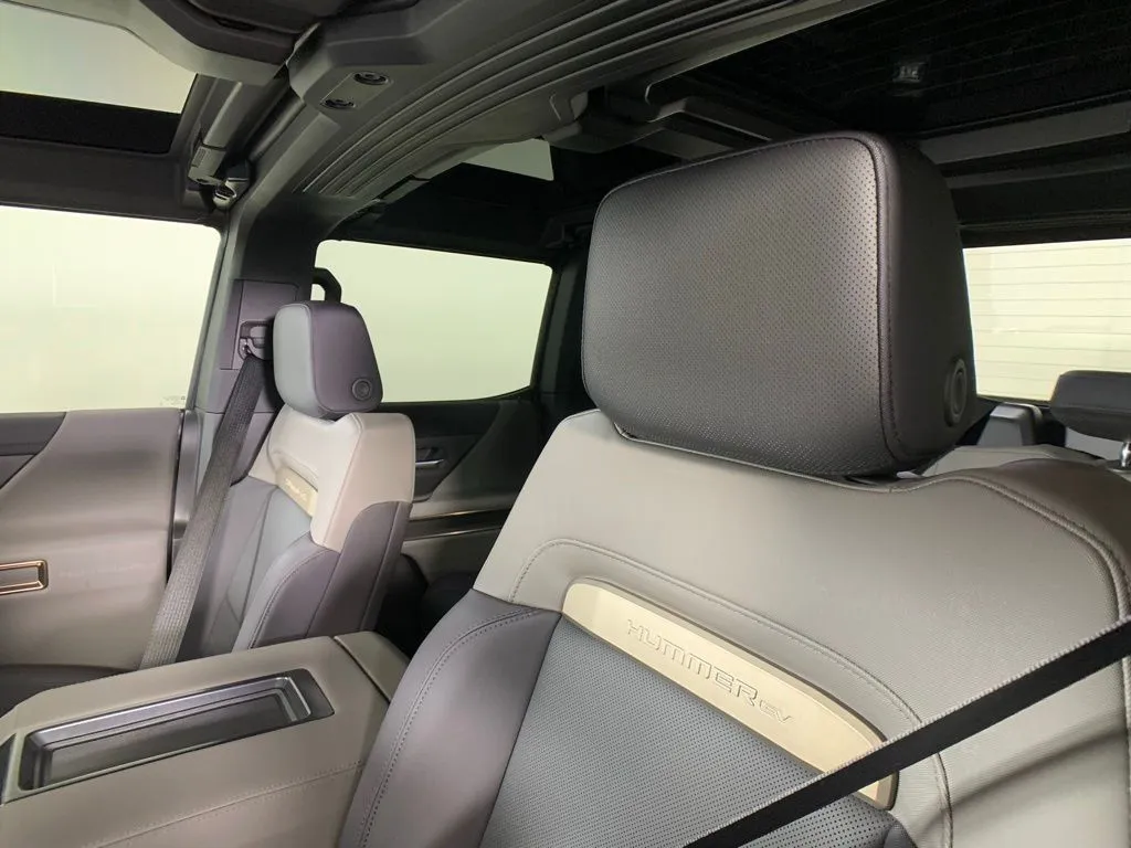 2025 GMC HUMMER EV 3X - Photo 18