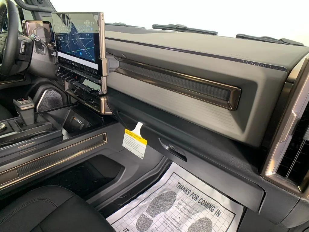 2025 GMC HUMMER EV 3X - Photo 37