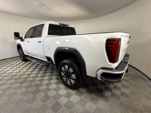 More photos of 2025 GMC Sierra 2500HD Denali at ALM GMC South, GA