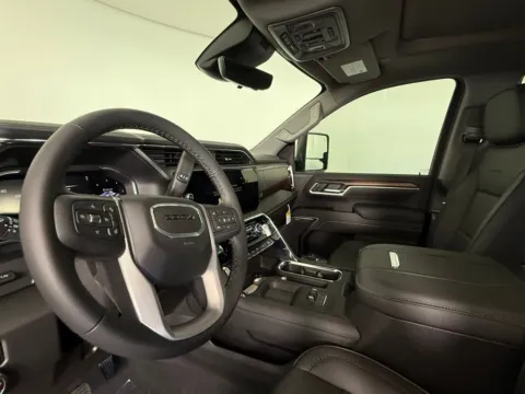 More photos of 2025 GMC Sierra 2500HD Denali at ALM GMC South, GA