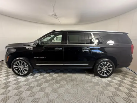 More photos of 2025 GMC Yukon XL Denali at ALM GMC South, GA
