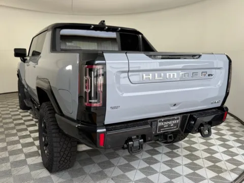 More photos of 2025 GMC Hummer EV Pickup 3X at ALM GMC South, GA