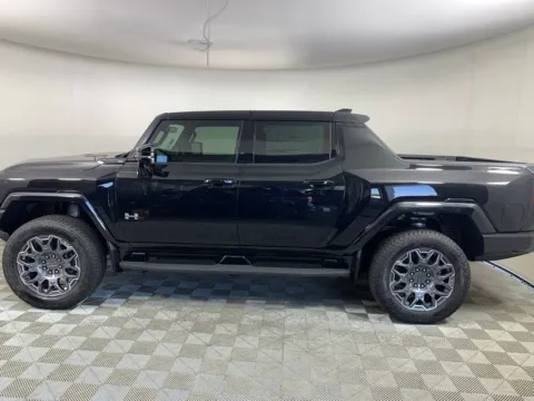 More photos of 2025 GMC Hummer EV Pickup 3X at ALM GMC South, GA