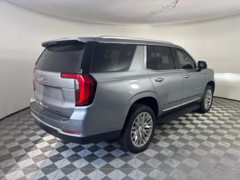 More photos of 2025 GMC Yukon Elevation at ALM GMC South, GA