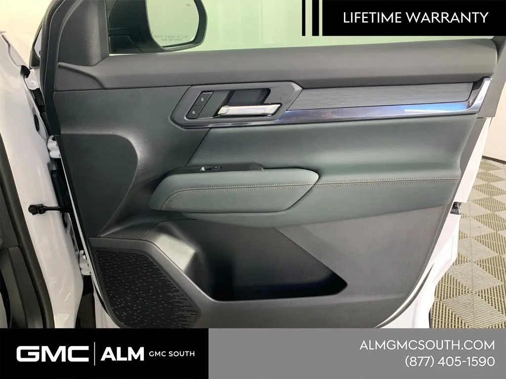 2026 GMC Terrain AT4 - Photo 30
