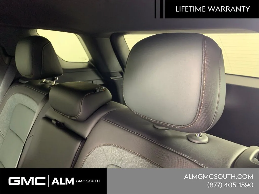 2026 GMC Terrain AT4 - Photo 25