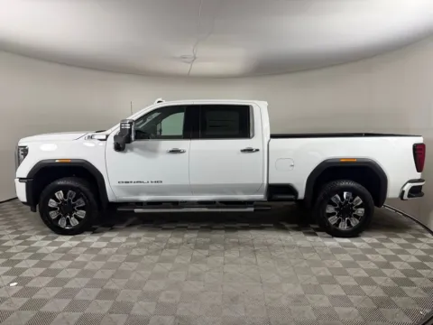 More photos of 2025 GMC Sierra 2500HD Denali at ALM GMC South, GA