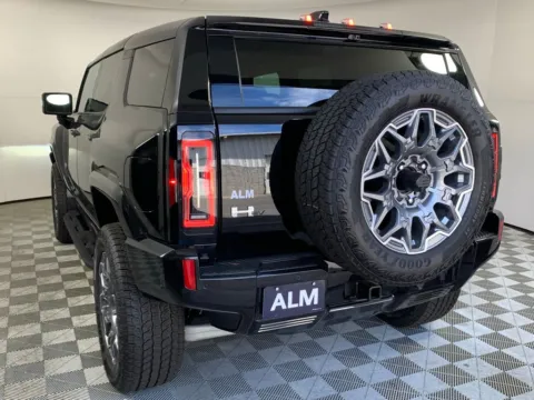 More photos of 2026 GMC Hummer EV SUV 3X at ALM GMC South, GA