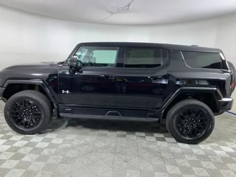 More photos of 2026 GMC Hummer EV SUV 2X at ALM GMC South, GA