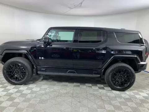 More photos of 2026 GMC Hummer EV SUV 2X at ALM GMC South, GA