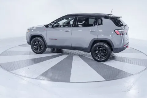 More photos of 2024 Jeep Compass Trailhawk at ALM GMC South, GA